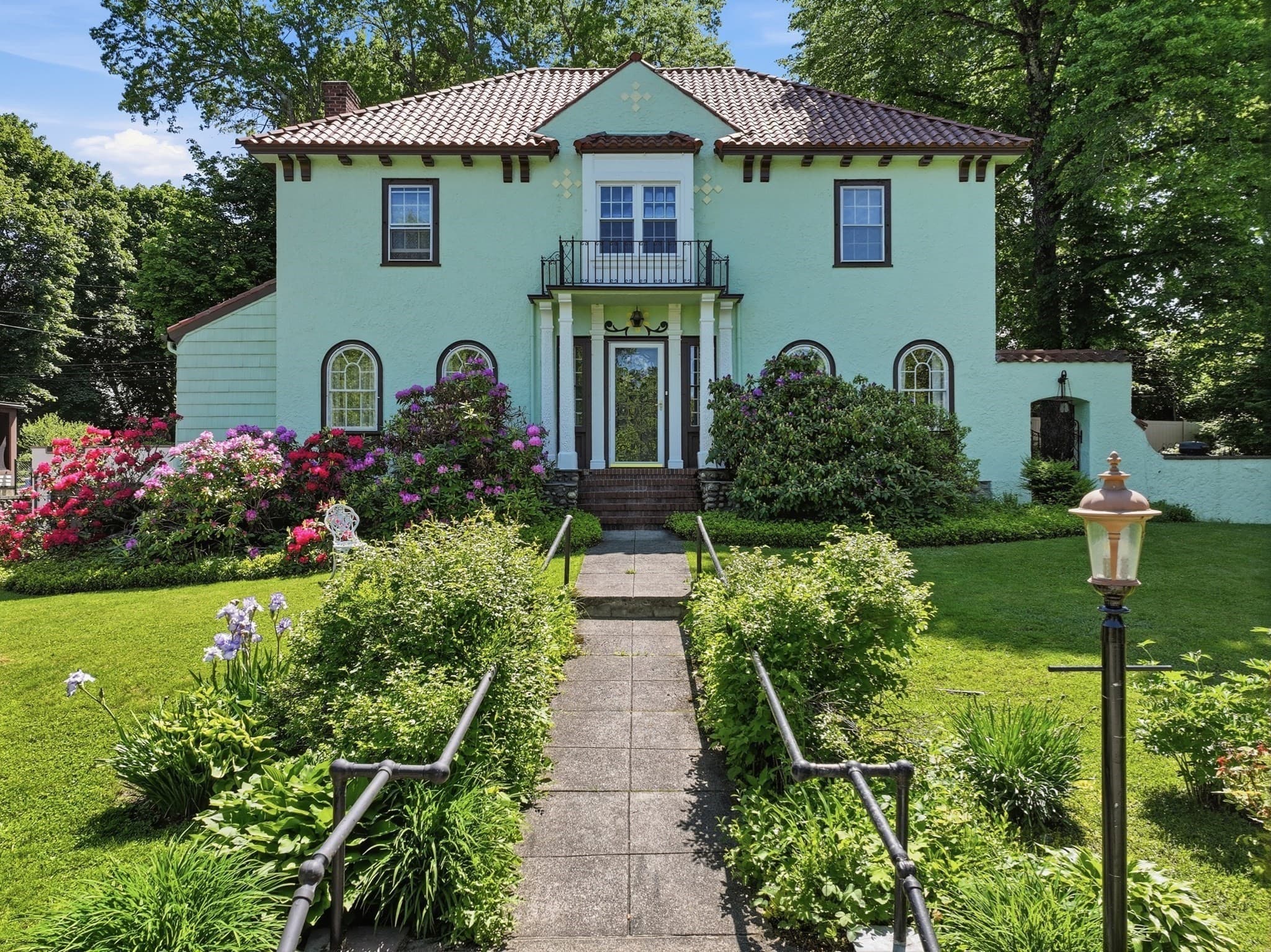 Single Family Residence at 32 Terrace Dr, Worcester MA 01609, Worcester, photo 38 of 42