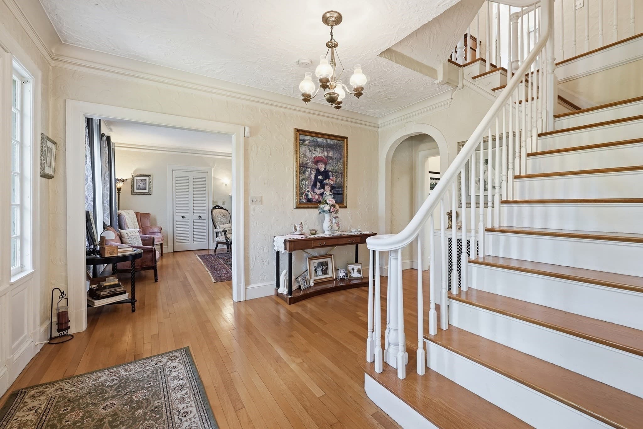 Single Family Residence at 32 Terrace Dr, Worcester MA 01609, Worcester, photo 14 of 42