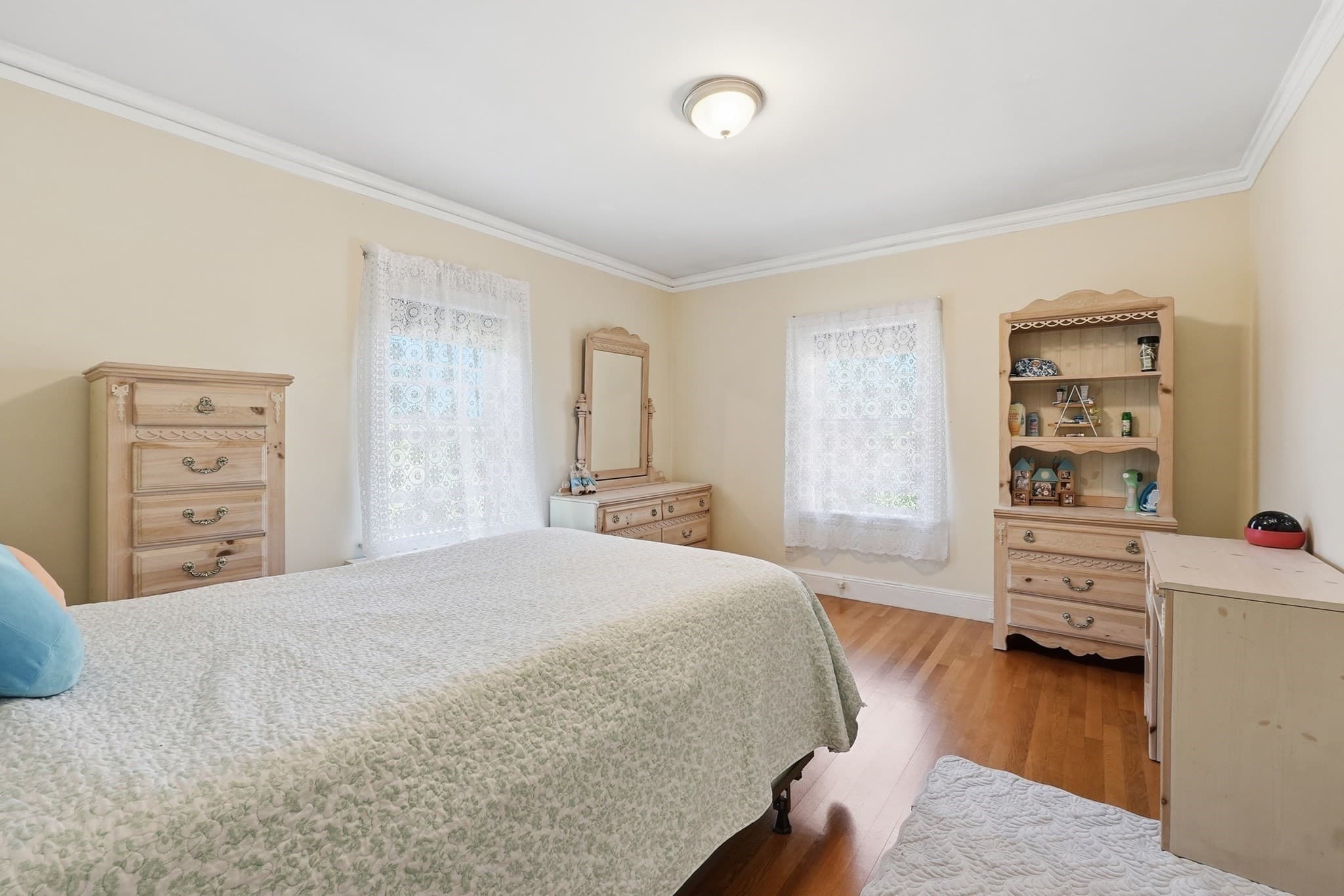 Single Family Residence at 32 Terrace Dr, Worcester MA 01609, Worcester, photo 25 of 42