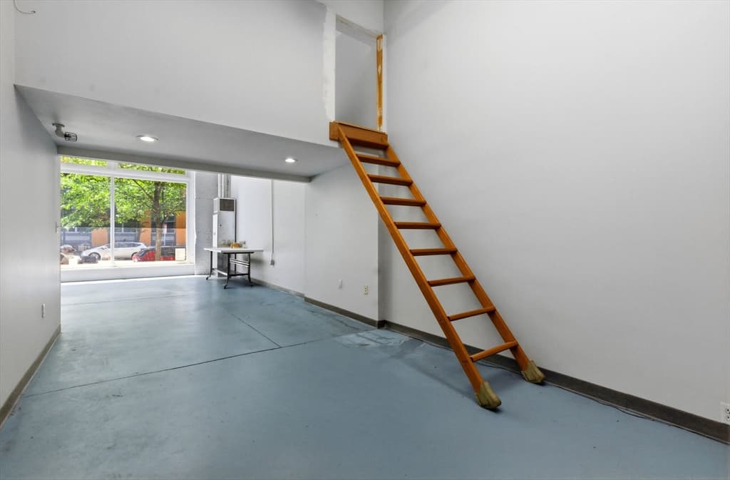 300 Summer St # 11, Boston MA 02210 photo 7