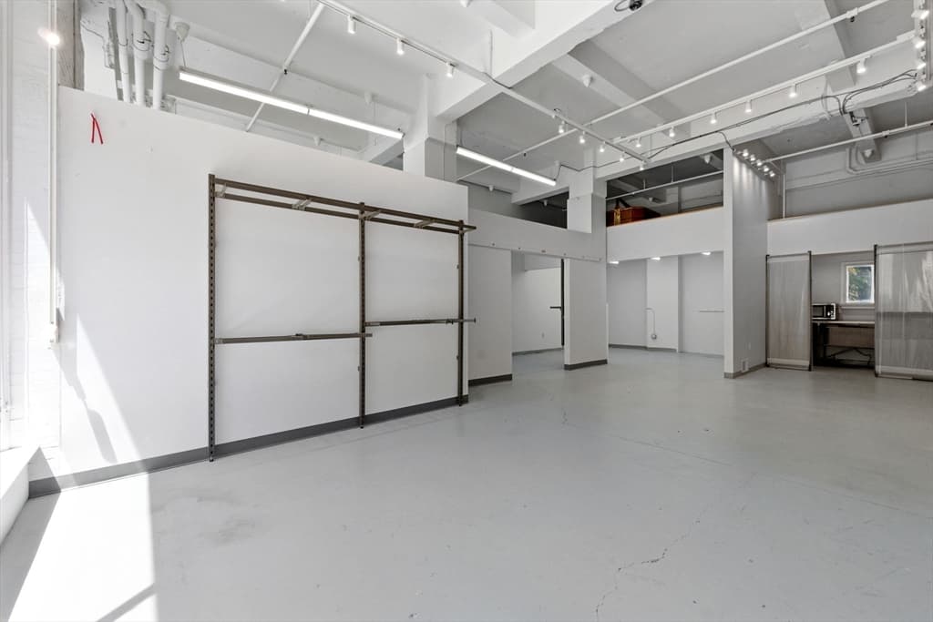 300 Summer St # 11, Boston MA 02210 photo 4