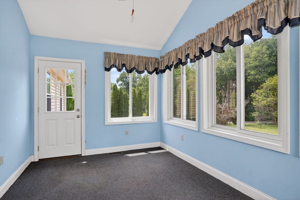 111 Chestnut St, Wilmington MA 01887 photo 12