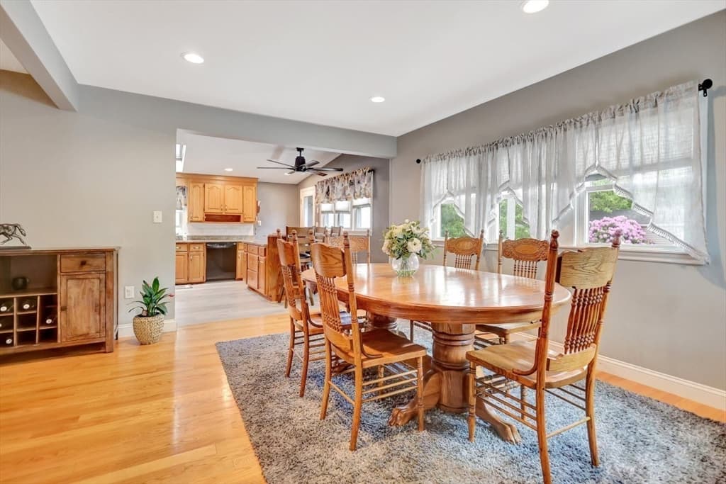 Single Family Residence at 173 Forest St, Methuen MA 01844, Methuen, photo 10 of 35