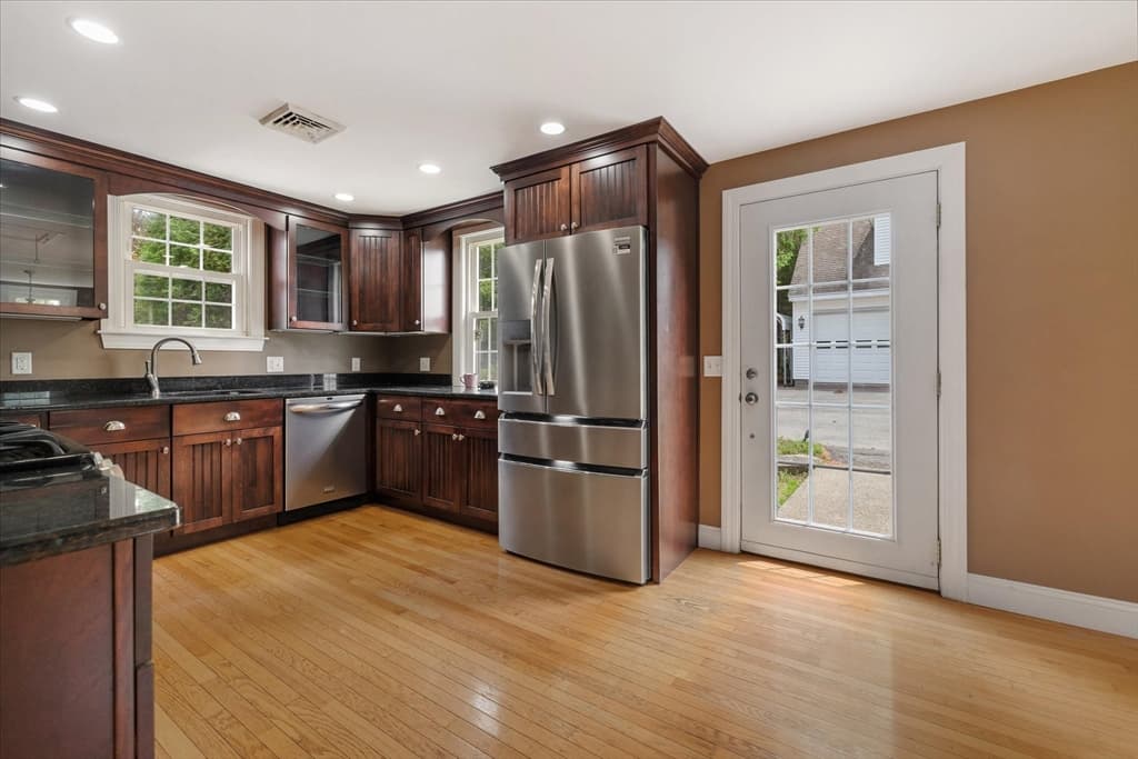 51 Lakeshore Dr, Sterling MA 01564 photo 16