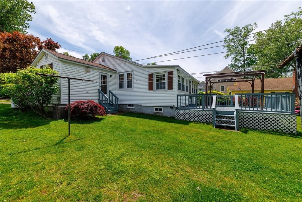 51 Lakeshore Dr, Sterling MA 01564 photo 28