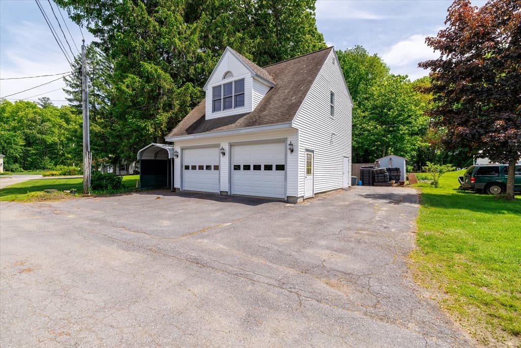 51 Lakeshore Dr, Sterling MA 01564 photo 11