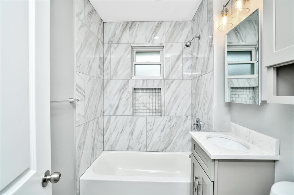 3 Family at 25 Malta St, Boston MA 02126, photo 10 of 41
