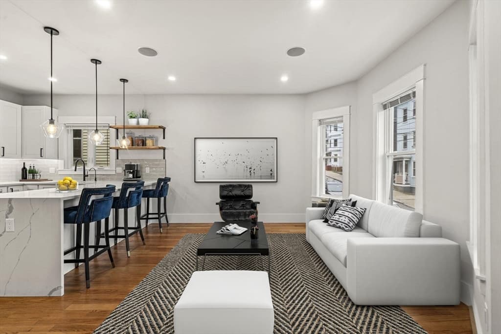 Condominium at 50 Cottage St # 1, Chelsea MA 02150, Chelsea, photo 5 of 40
