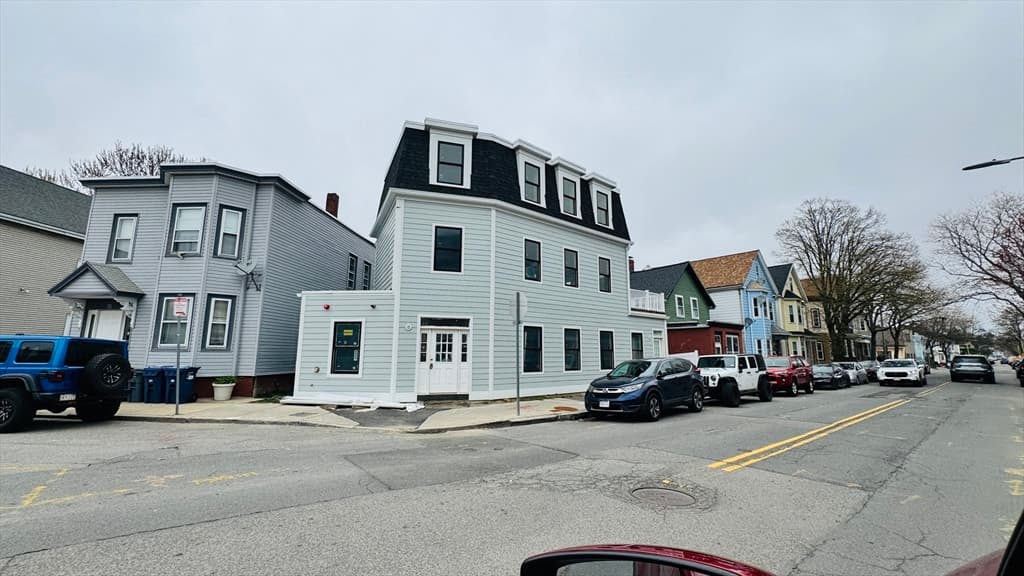804-806 Saratoga, Boston MA 02128