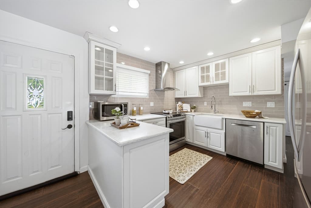 163 Boden Ln, Natick MA 01760 photo 17