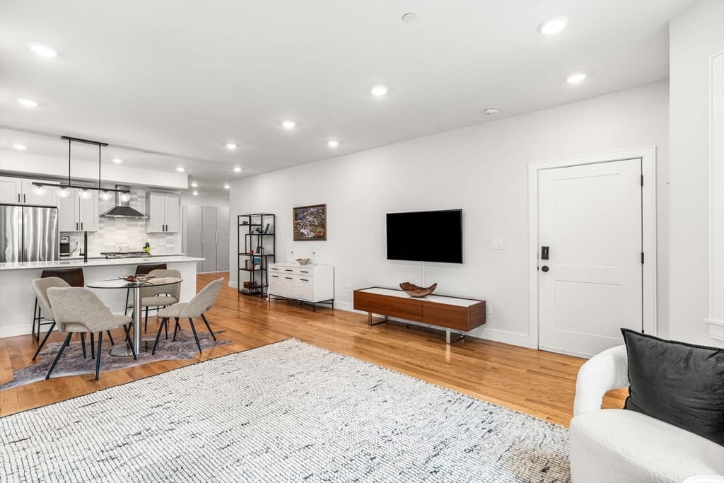 Condominium at 34 Dorset St # 1A, Boston MA 02125, photo 4 of 23