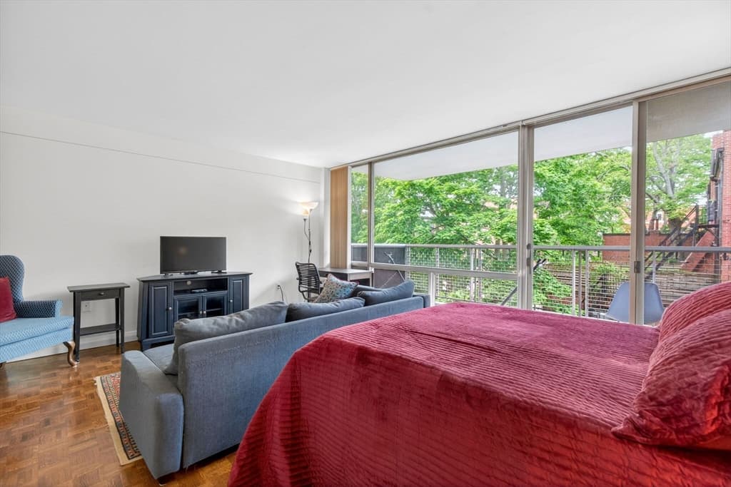 Condominium at 45 Longwood Ave # 409, Brookline MA 02446, Brookline, photo 3 of 16