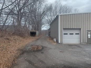 46 Gile St, Haverhill MA 01830 photo 3