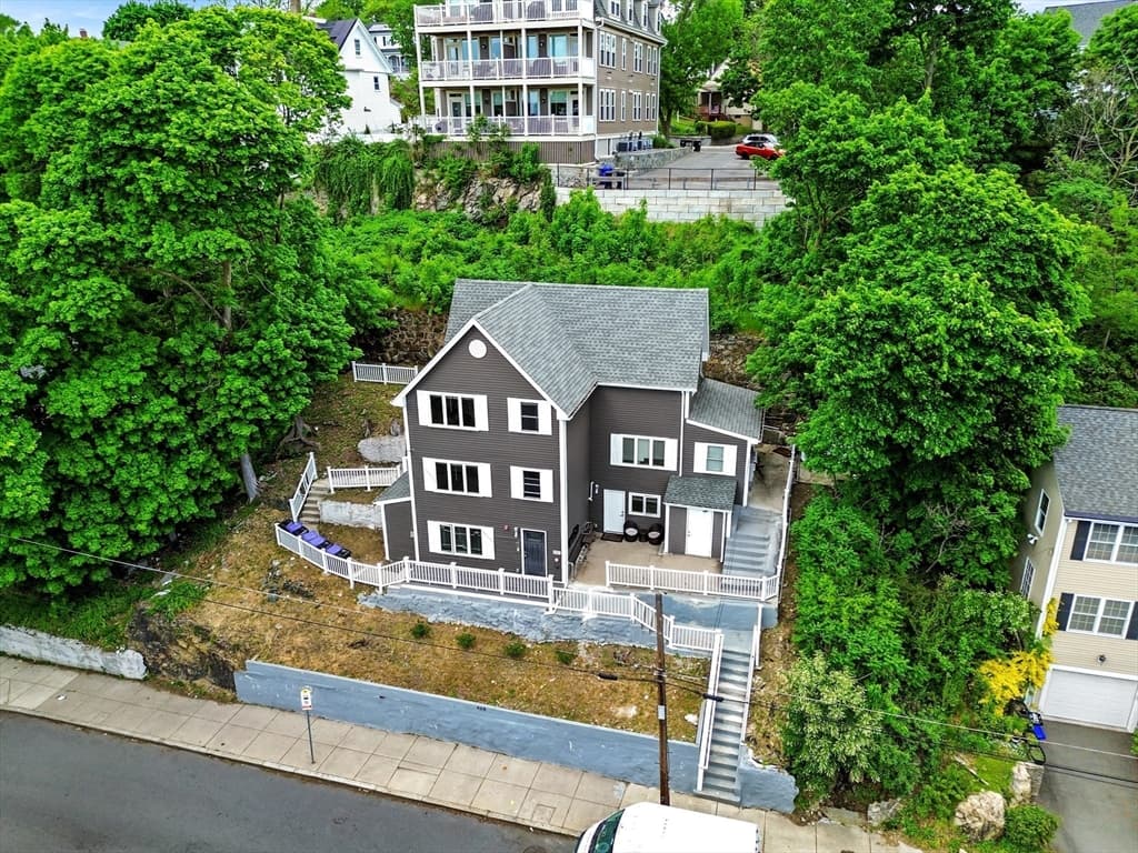 4 Family at 468 Salem St, Malden MA 02148, Malden, photo 40 of 42