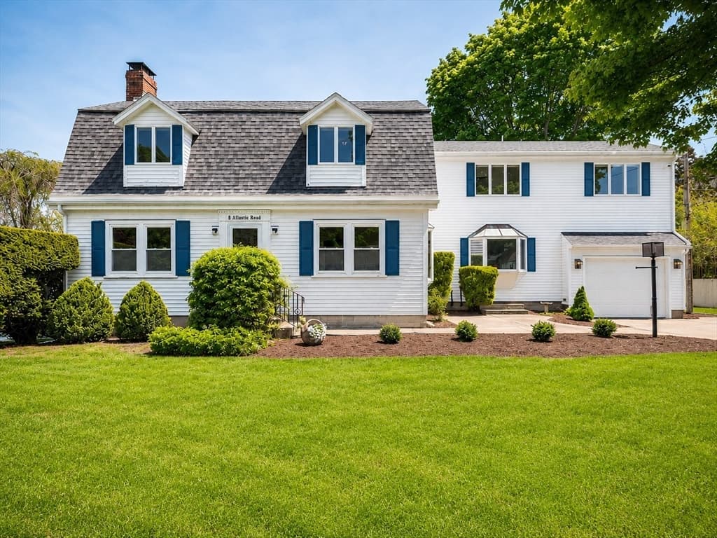 8 Atlantic Rd, Gloucester MA 01930