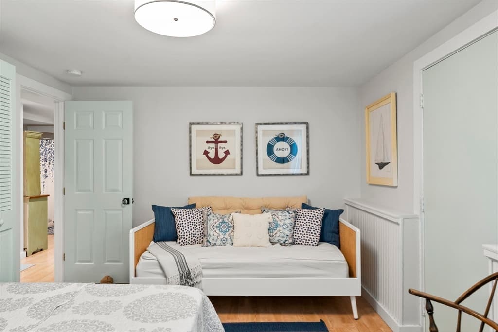 7 Ploughshare Lane, Oak Bluffs MA 02557 photo 24