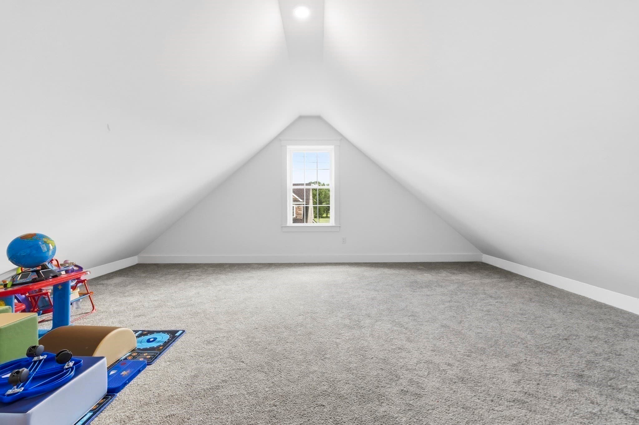 Condominium at 16 Cape Club Dr # 16, Sharon MA 02067, photo 24 of 30