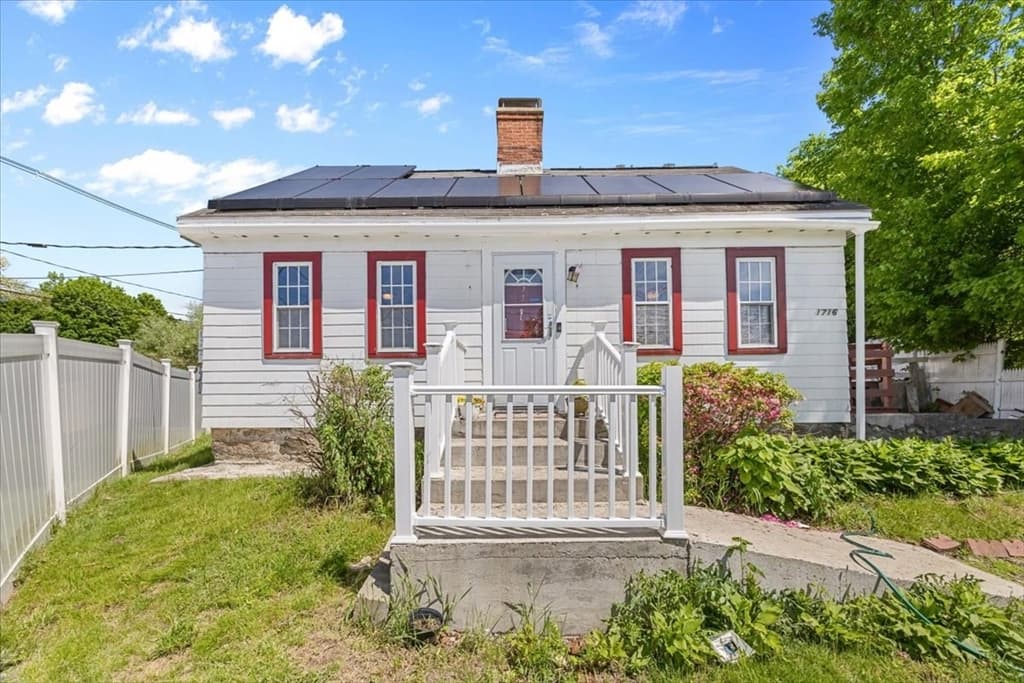 1716 Central Street, Stoughton MA 02072