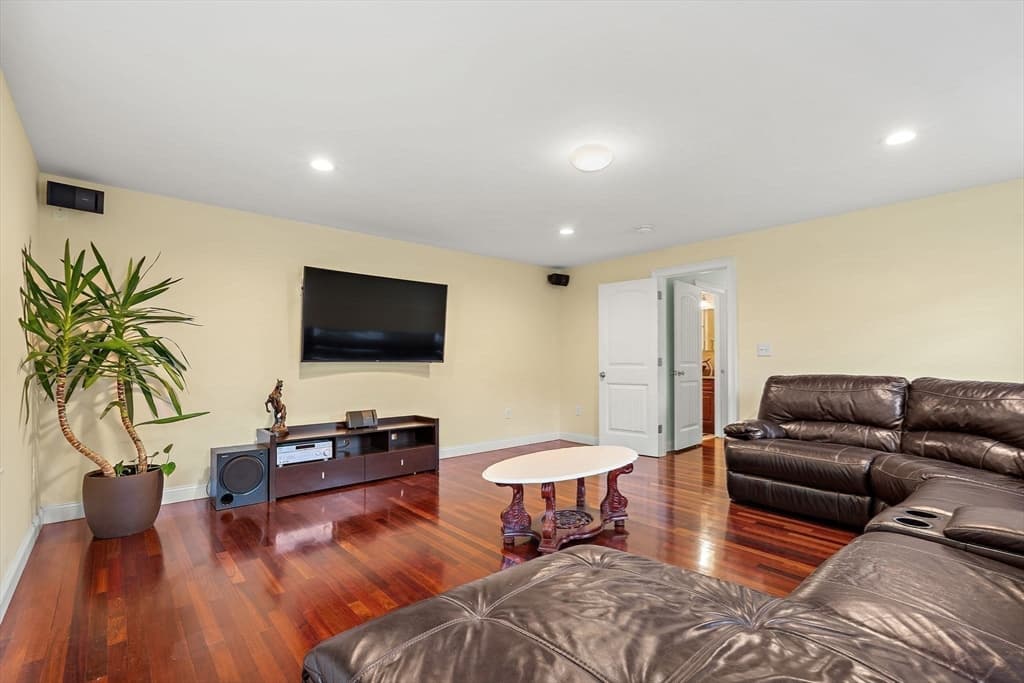 139 Willow Street, Acton MA 01720 photo 15