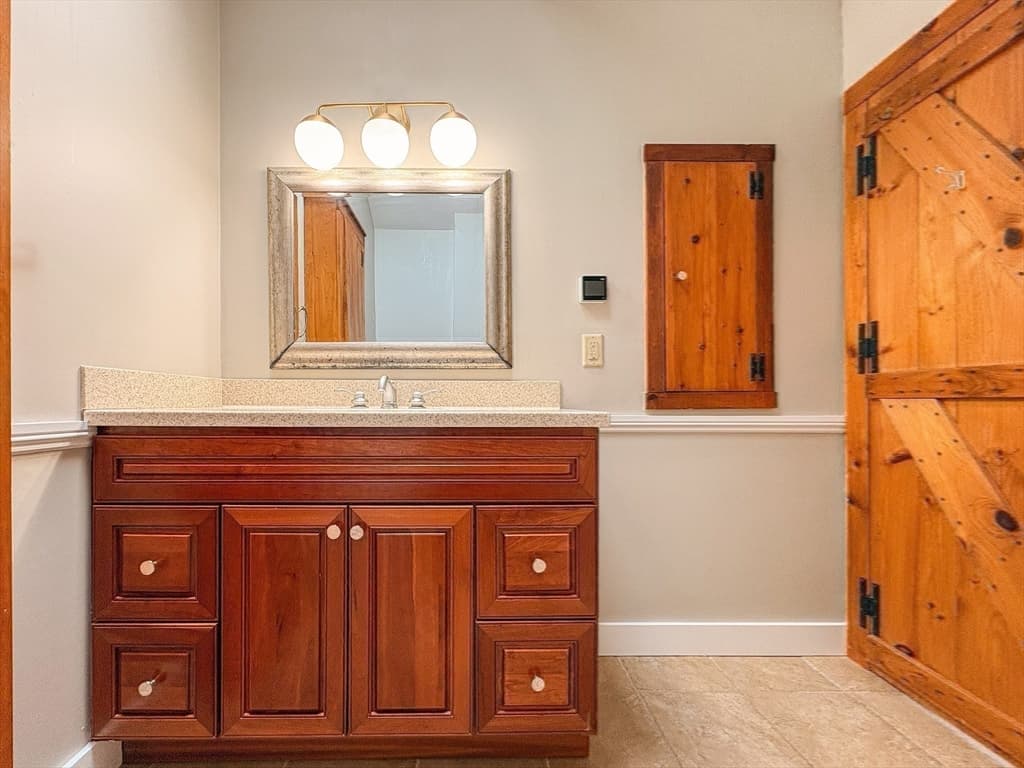 215 Sohier St, Cohasset MA 02025 photo 13