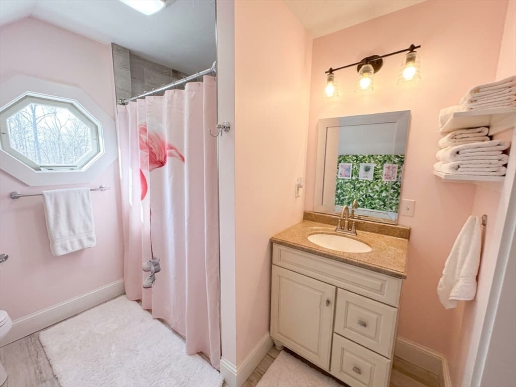215 Sohier St, Cohasset MA 02025 photo 15