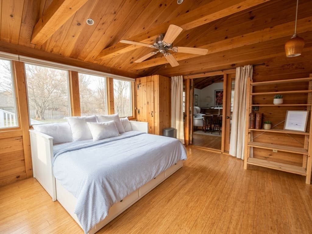 215 Sohier St, Cohasset MA 02025 photo 8