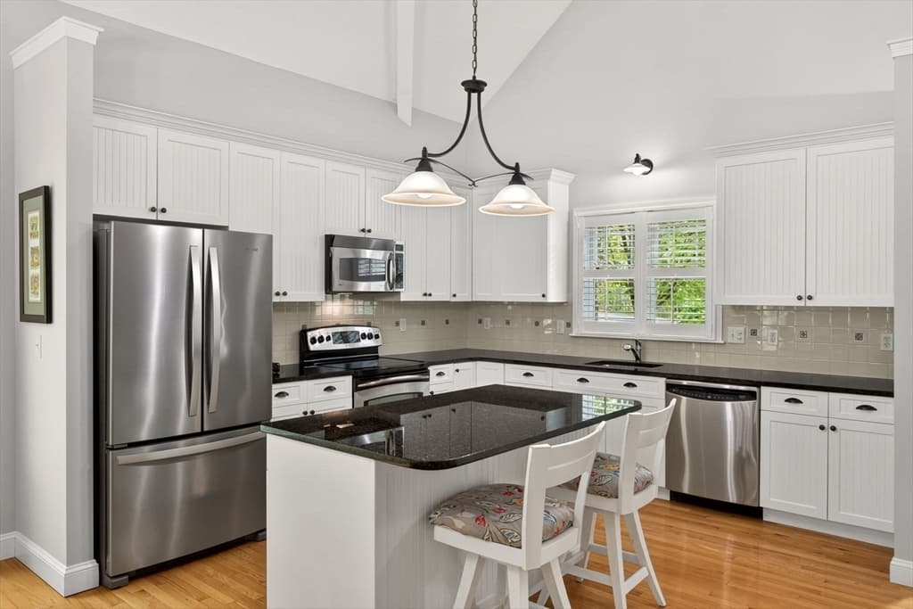Condominium at 25 Seton Highlands # 25, Plymouth MA 02360, photo 7 of 36