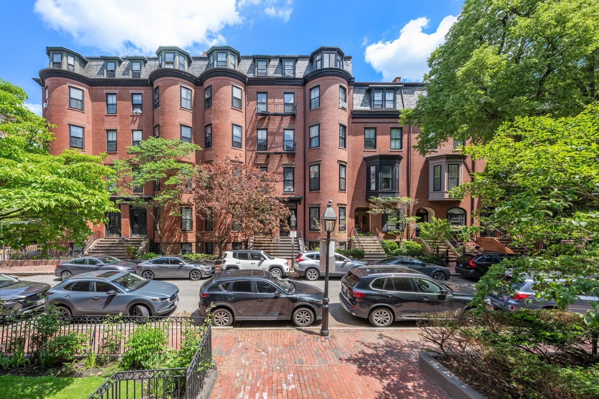 Condominium at 8 Brimmer St # 5B, Boston MA 02108, photo 10 of 11
