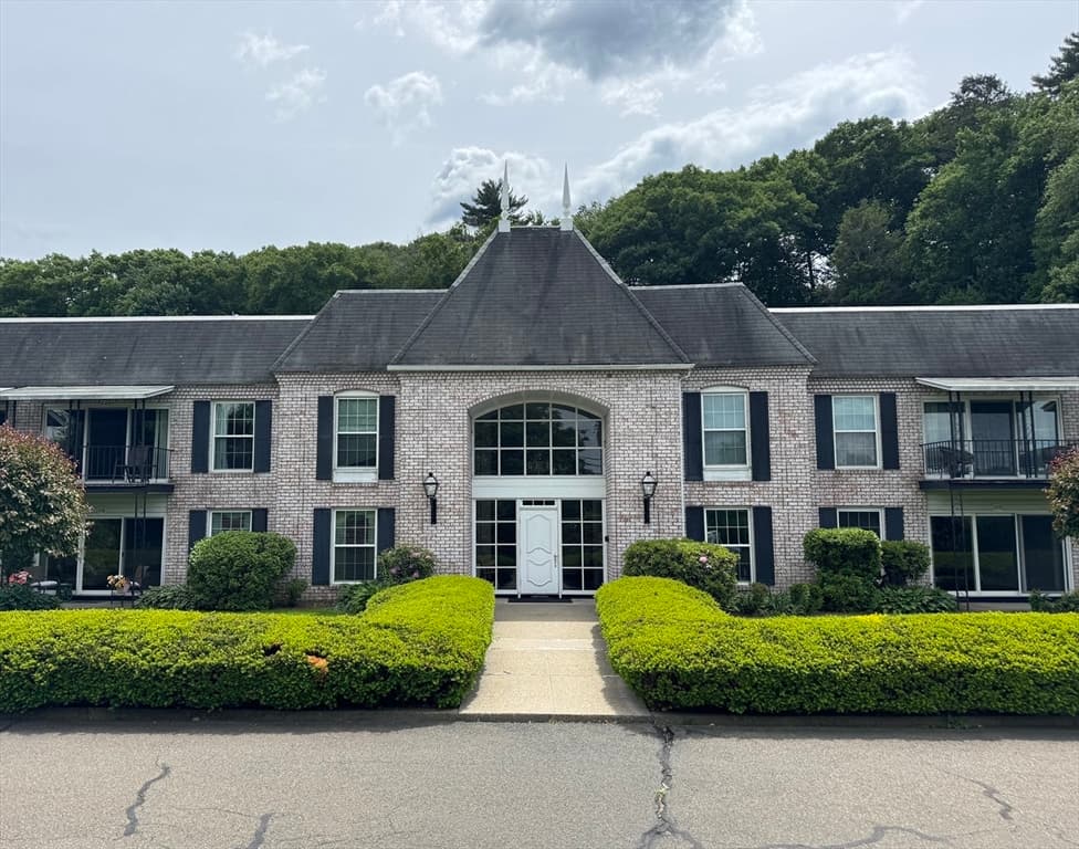 324 Russell Road # 109, Westfield MA 01085