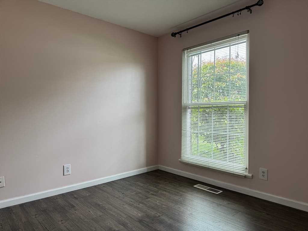 Condominium at 324 Russell Road # 109, Westfield MA 01085, Westfield, photo 15 of 18