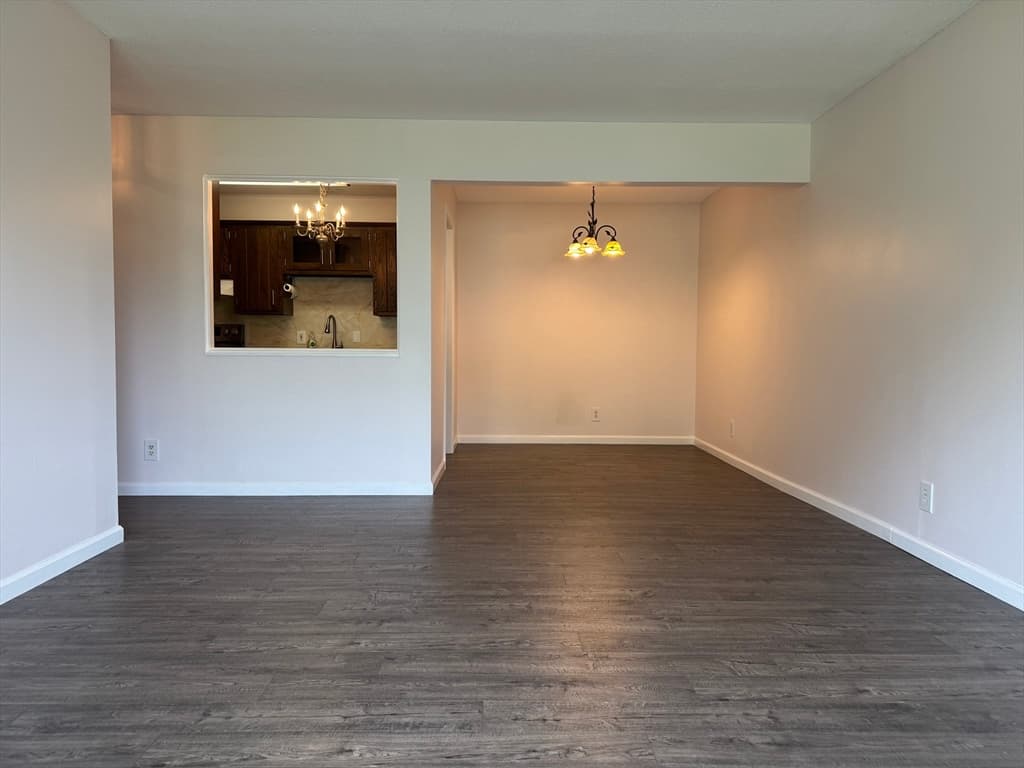Condominium at 324 Russell Road # 109, Westfield MA 01085, Westfield, photo 8 of 18