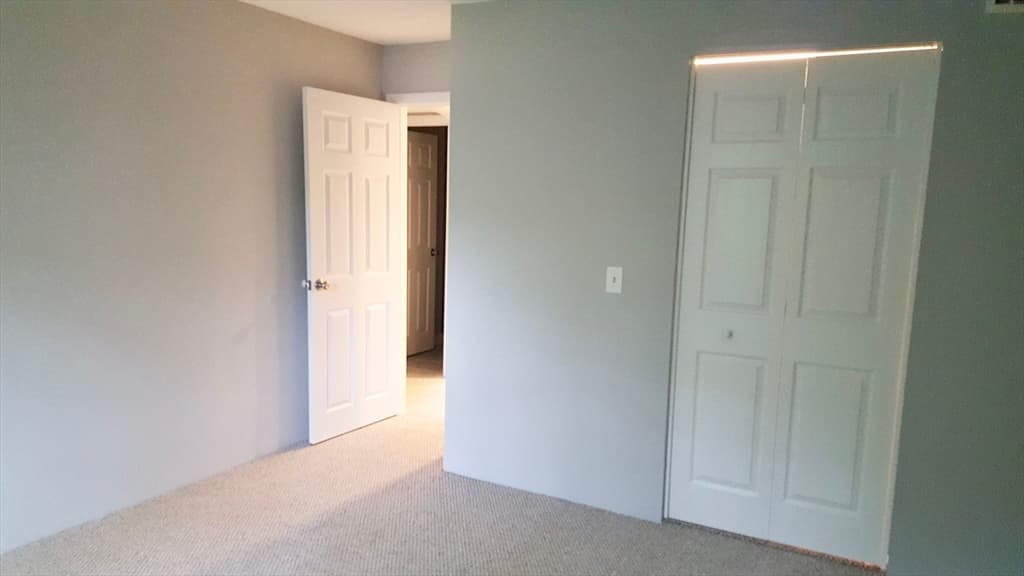 Condominium at 5 Shadowbrook Ln # 19, Milford MA 01757, Milford, photo 8 of 19