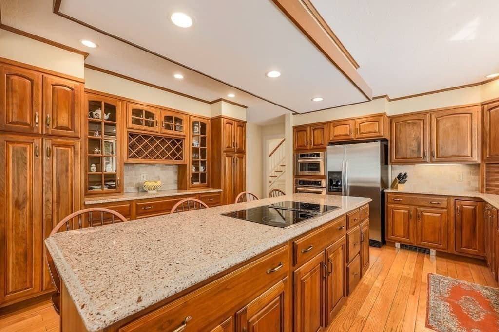 7 Village Green Ln, Holden MA 01520 photo 9