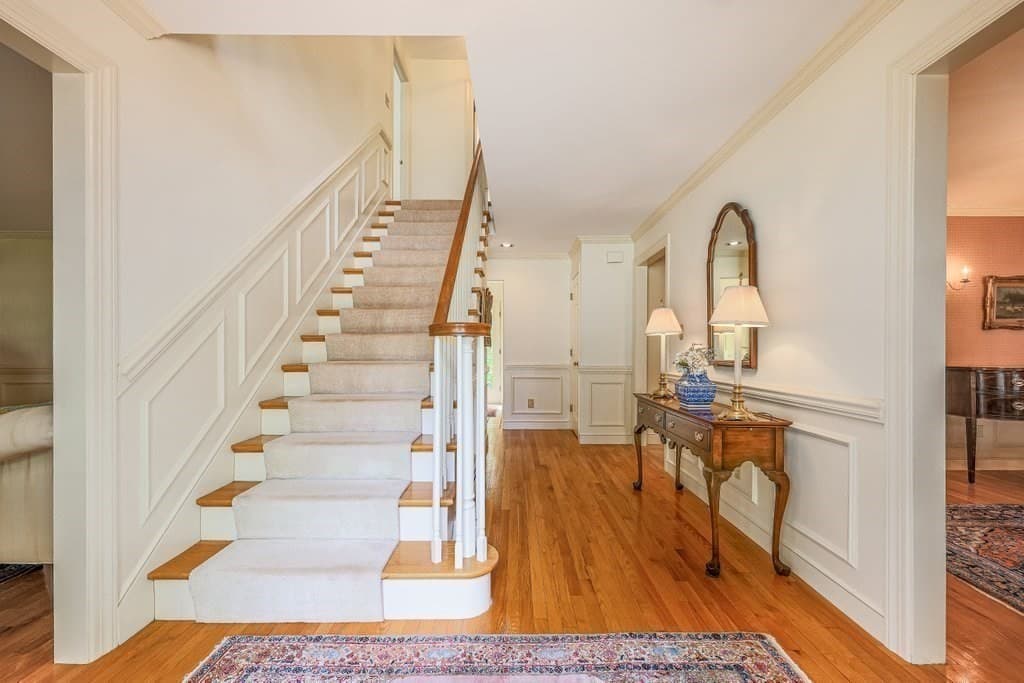 7 Village Green Ln, Holden MA 01520 photo 8