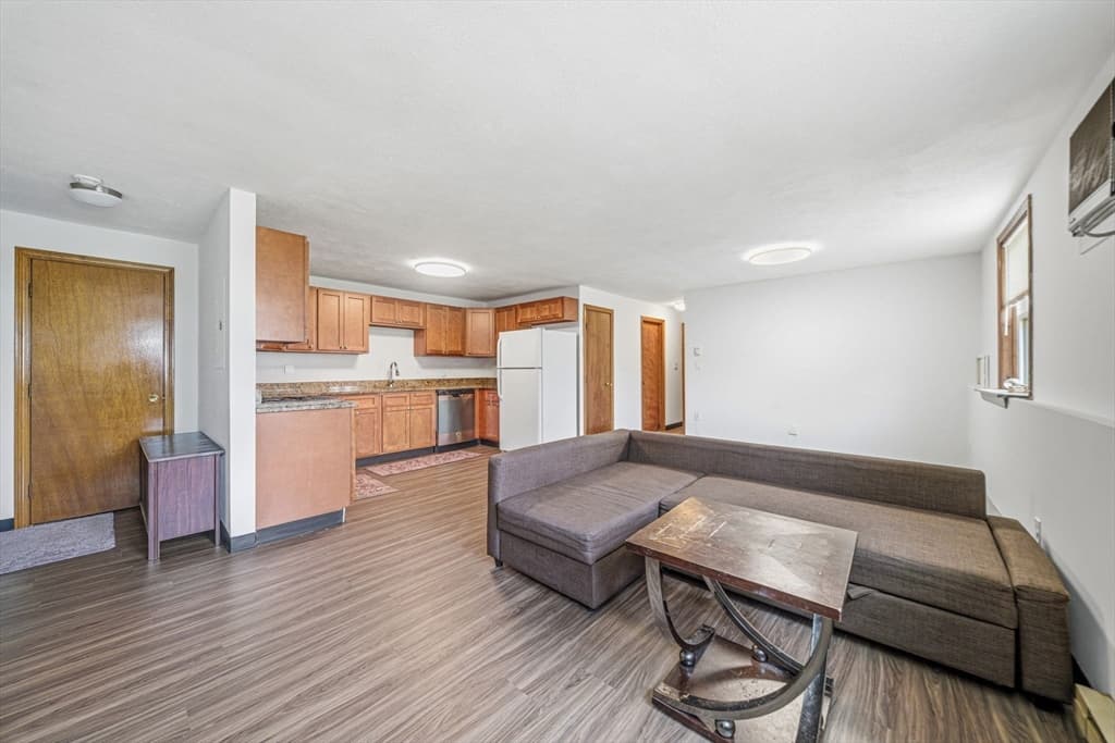 Condominium at 33A Jackson St. # 103, Lynn MA 01902, photo 2 of 14