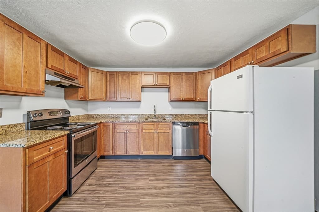 Condominium at 33A Jackson St. # 103, Lynn MA 01902, photo 9 of 14