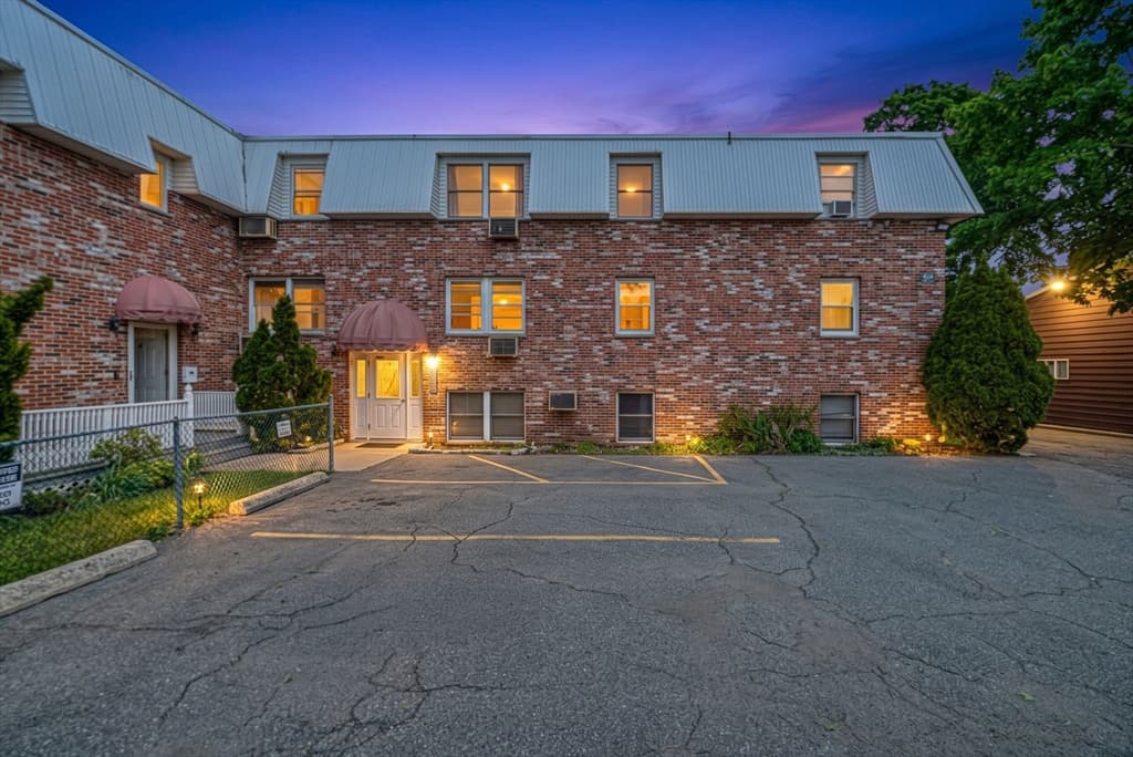 Condominium at 33A Jackson St. # 103, Lynn MA 01902, photo 14 of 14