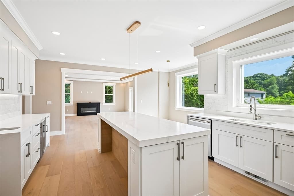 Single Family Residence at 18 Magnolia Road, Natick MA 01760, Natick, photo 15 of 42