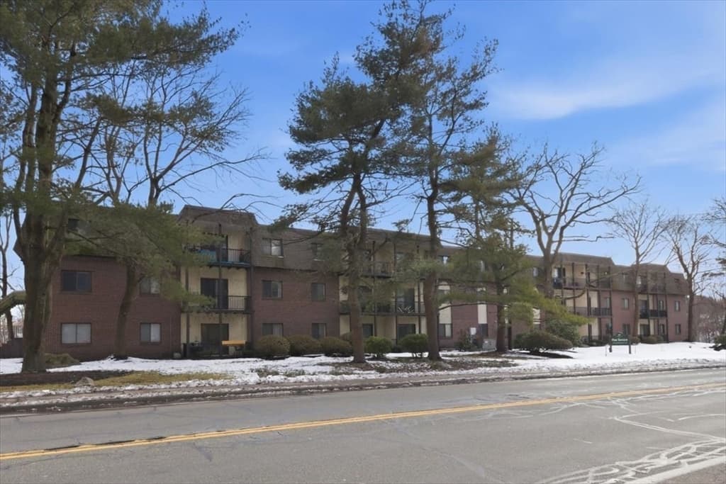 232 Canton St # 308, Randolph MA 02368 photo 32