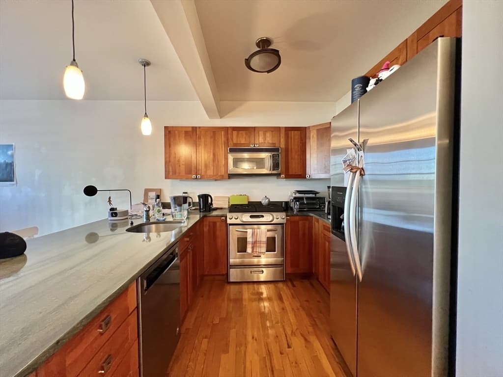 Condominium at 432 Norfolk Street # 4C, Somerville MA 02143, photo 6 of 18