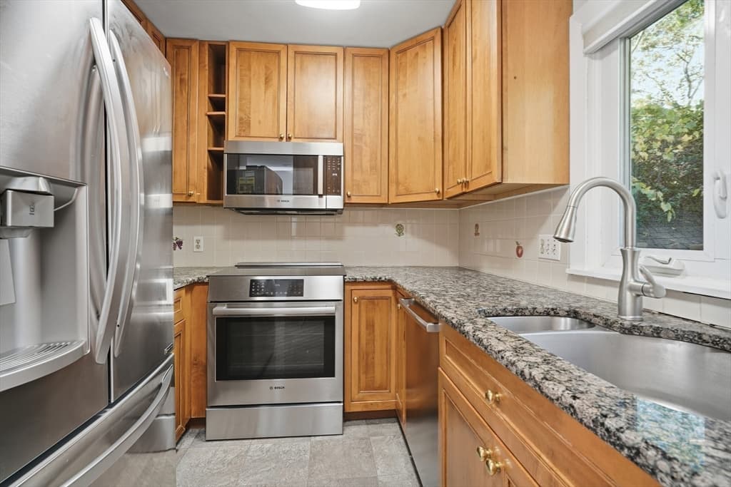 184 Rawson Rd # 184, Brookline MA 02445 photo 10