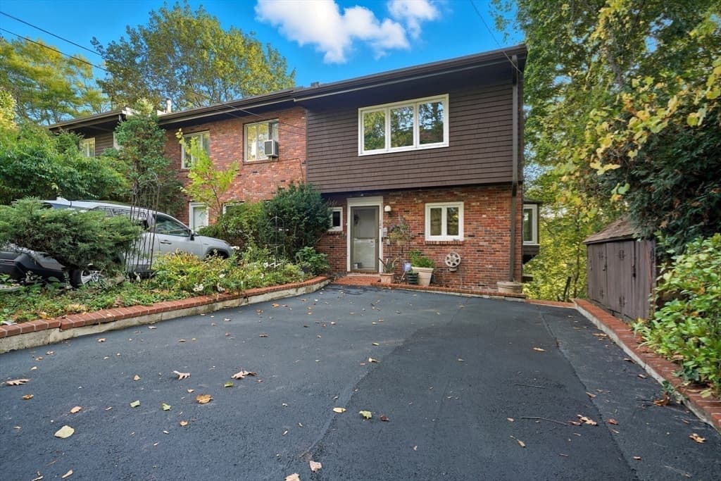 184 Rawson Rd # 184, Brookline MA 02445 photo 18