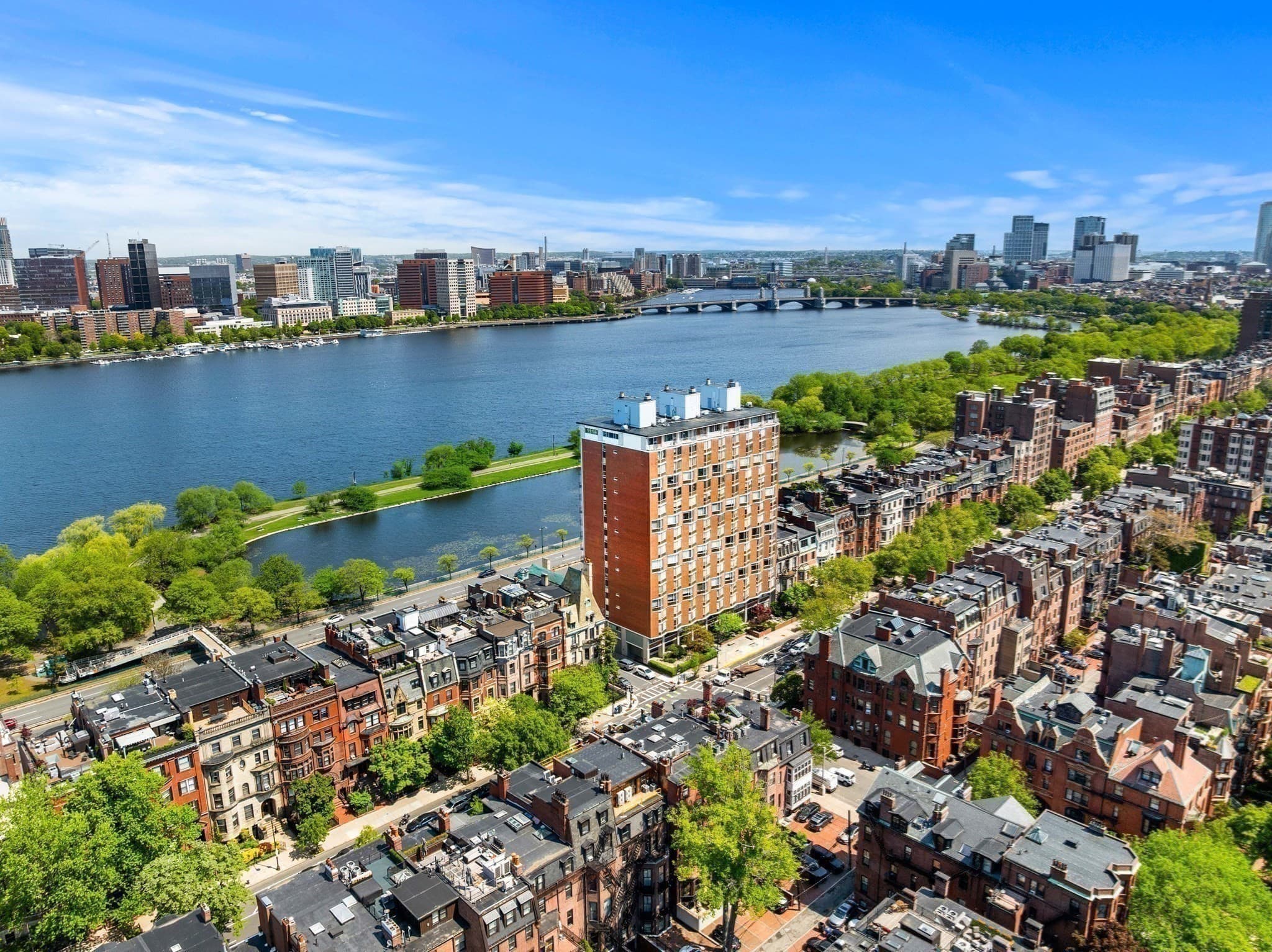 Condominium at 330 Beacon St, Boston MA 02116, photo 13 of 16