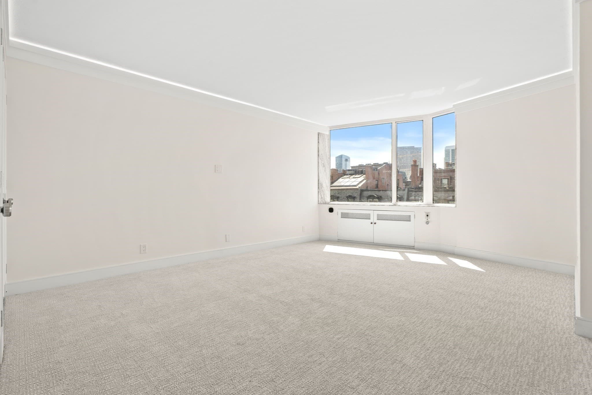 Condominium at 330 Beacon St, Boston MA 02116, photo 11 of 16