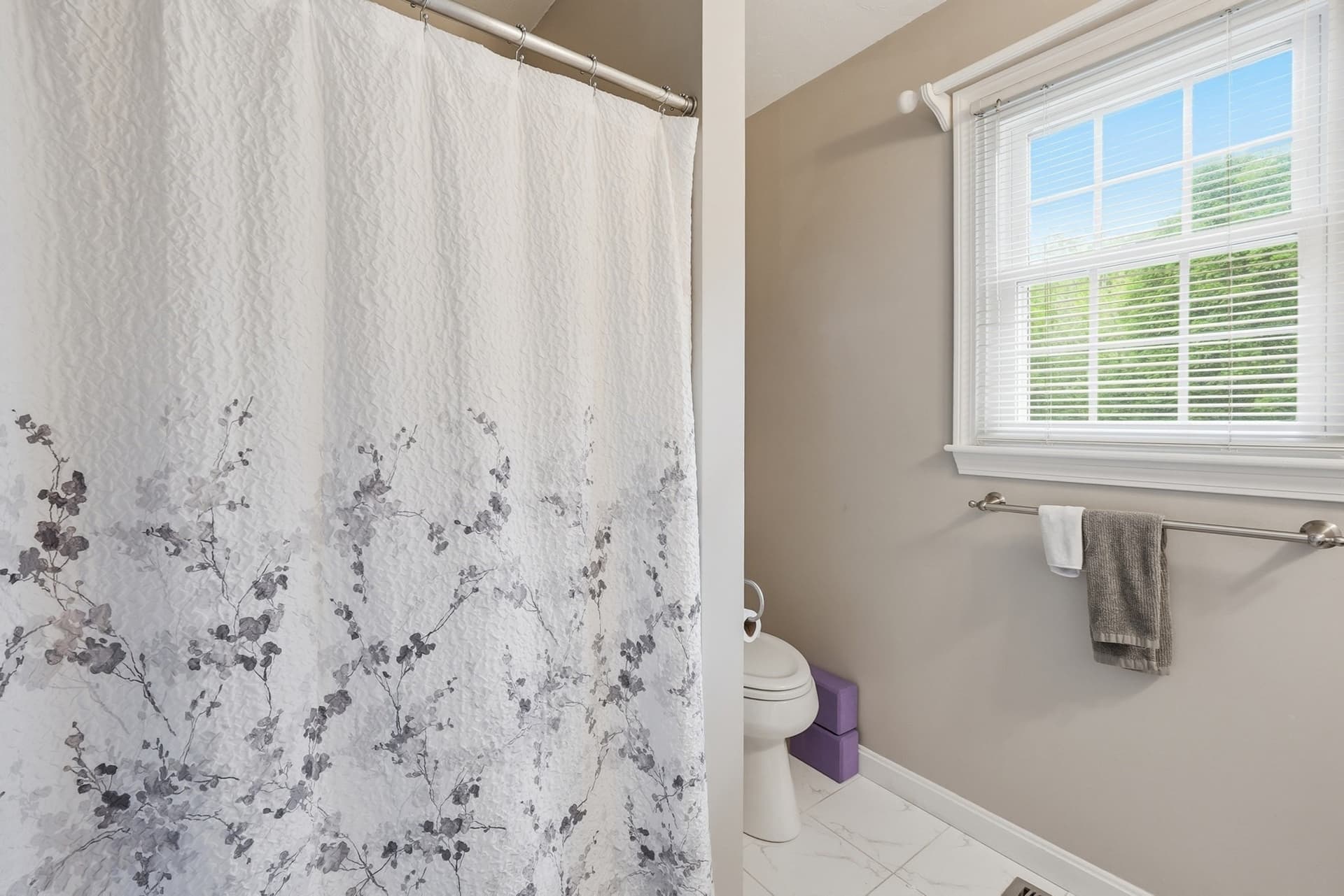 Condominium at 63 Brookdale Cir # 63, Shrewsbury MA 01545, photo 24 of 39