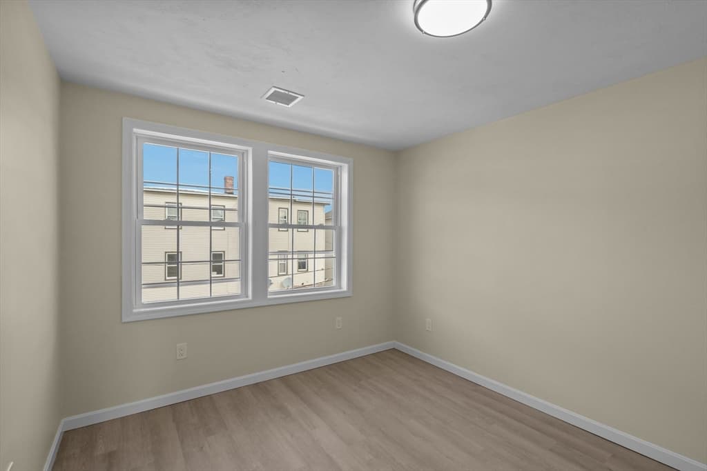 25 Lebanon St # D, Fall River MA 02723 photo 15