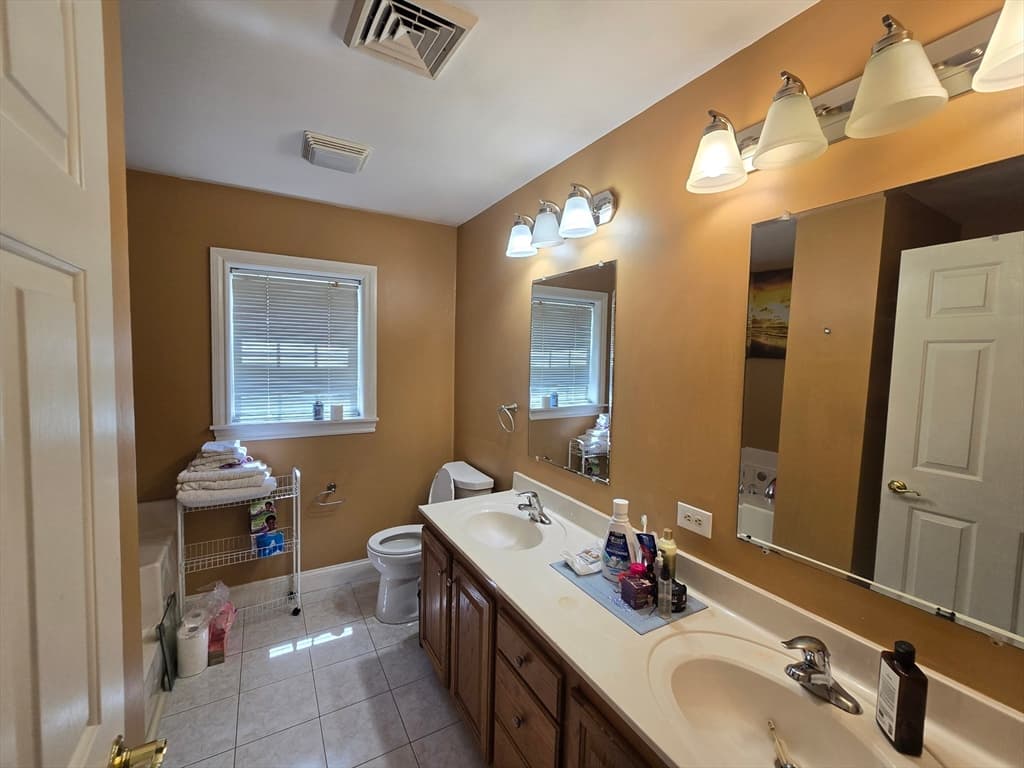 4 Panarelli Way, Webster MA 01570 photo 27