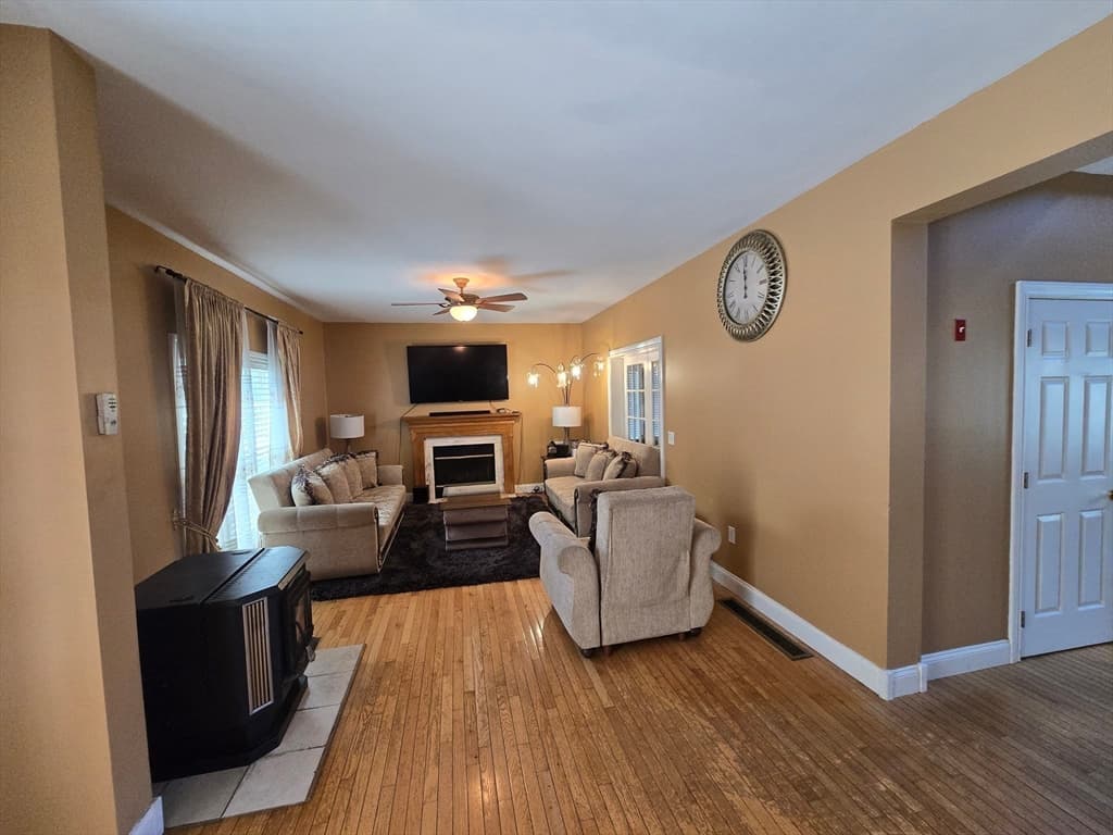 4 Panarelli Way, Webster MA 01570 photo 12