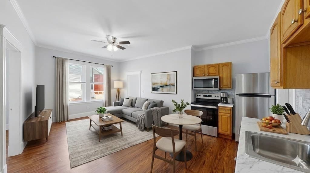 5+ Family - 5+ Units Up/Down at 8-10 & 5 Porter St Ct & Ropes Portfolio, Salem MA 01970, photo 11 of 41