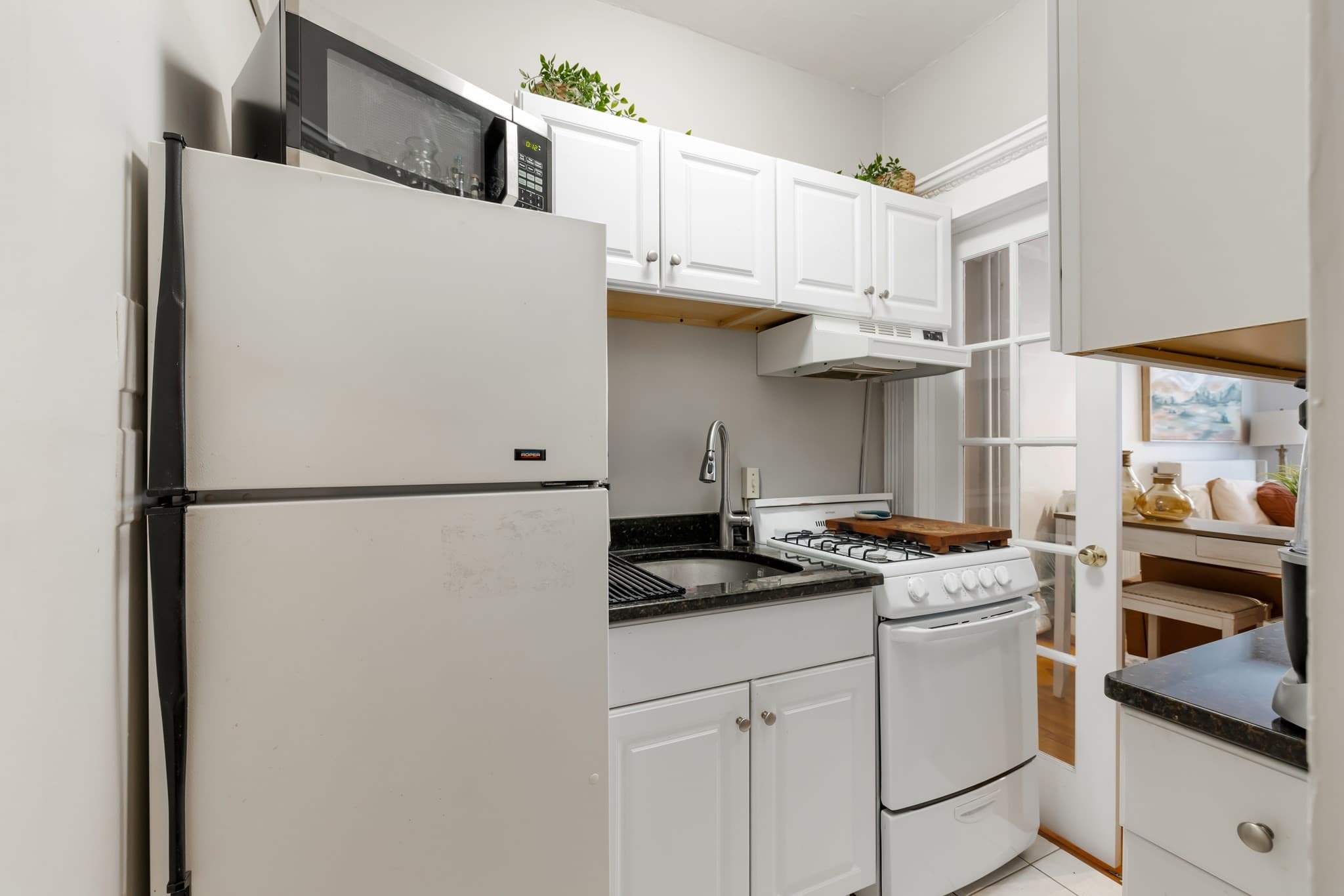 Condominium at 8 Garrison Street # 205, Boston MA 02116, photo 10 of 15